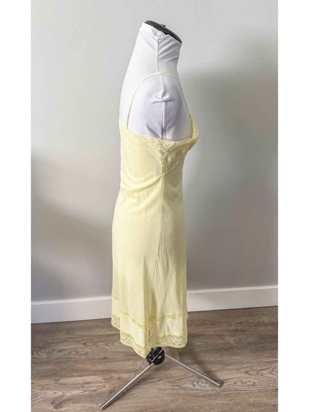 Vintage Butter Yellow Midi Lace Slip - Picture 5 of 10
